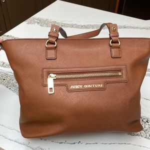 Beautiful Juicy Couture zippered  Tote